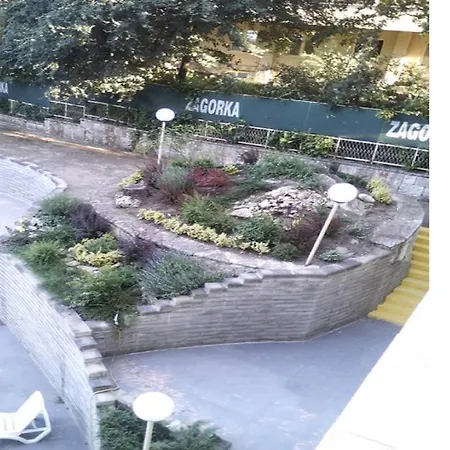 Nikeapark Apartament *